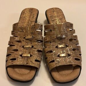 Easy Street Sandals- women’s